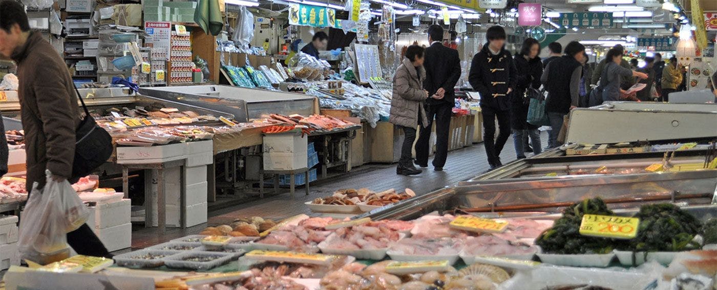 【Sekitar】Pusat Hasshoku - Banyak makanan laut segar