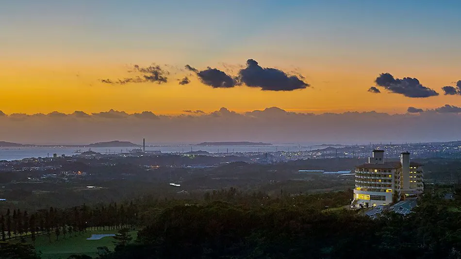 ANA Crowne Plaza Resort Okinawa Uruma Hills