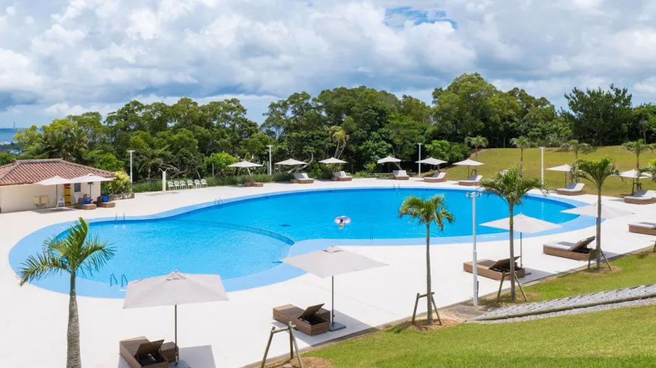 ANA Crowne Plaza Resort Okinawa Uruma Hills