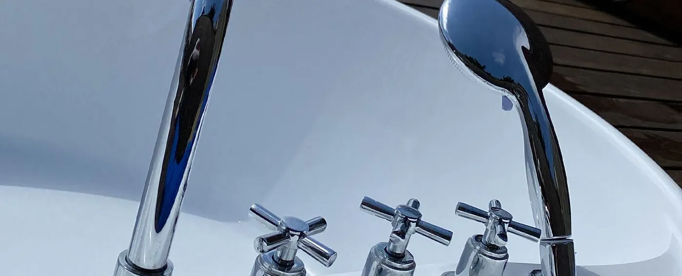 อ่างอาบน้ำ