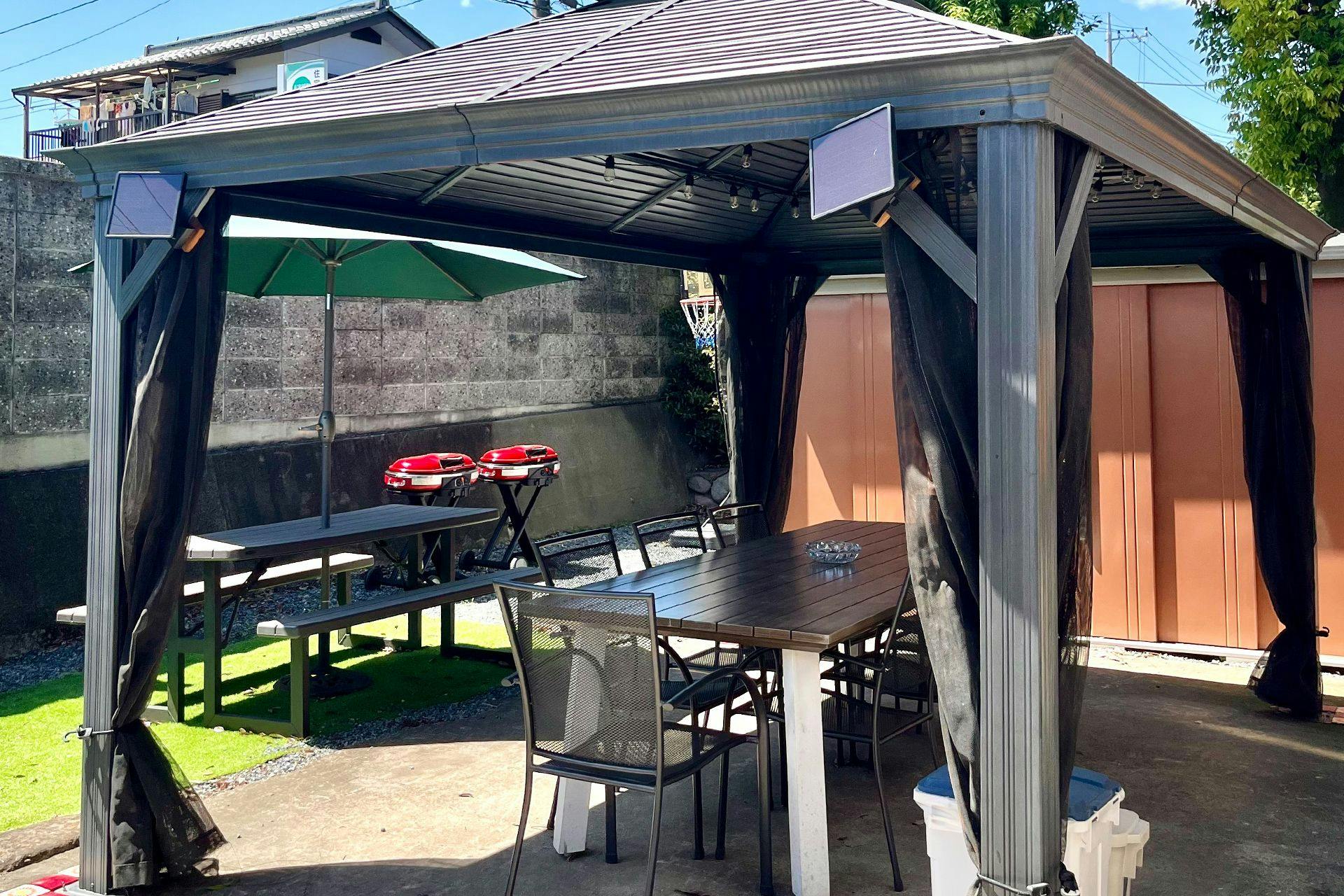 พื้นที่โต๊ะในสวน