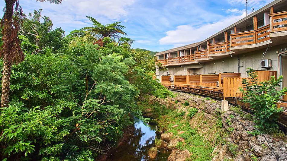 Iriomote Island Jungle Hotel Painumaya