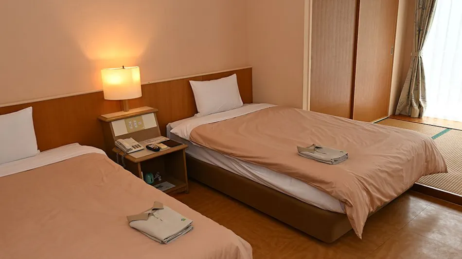 Iriomote Island Jungle Hotel Painumaya