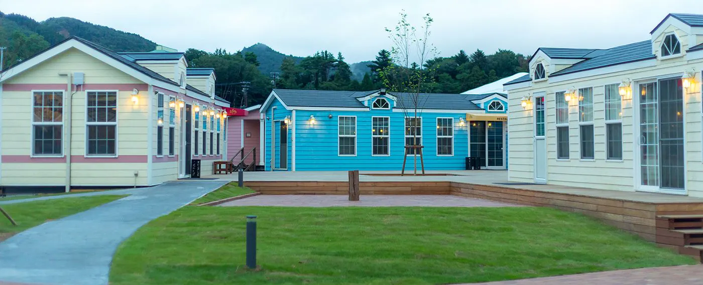 Rumah Trailer Mandiri - Tampak Luar