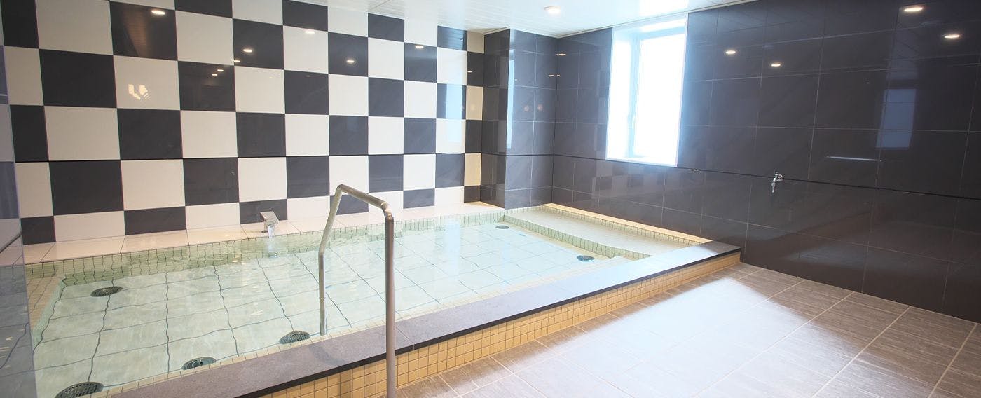 ห้องอาบน้ำรวมชาย