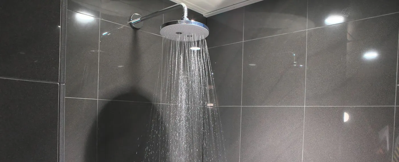 ห้องอาบน้ำรวมชาย