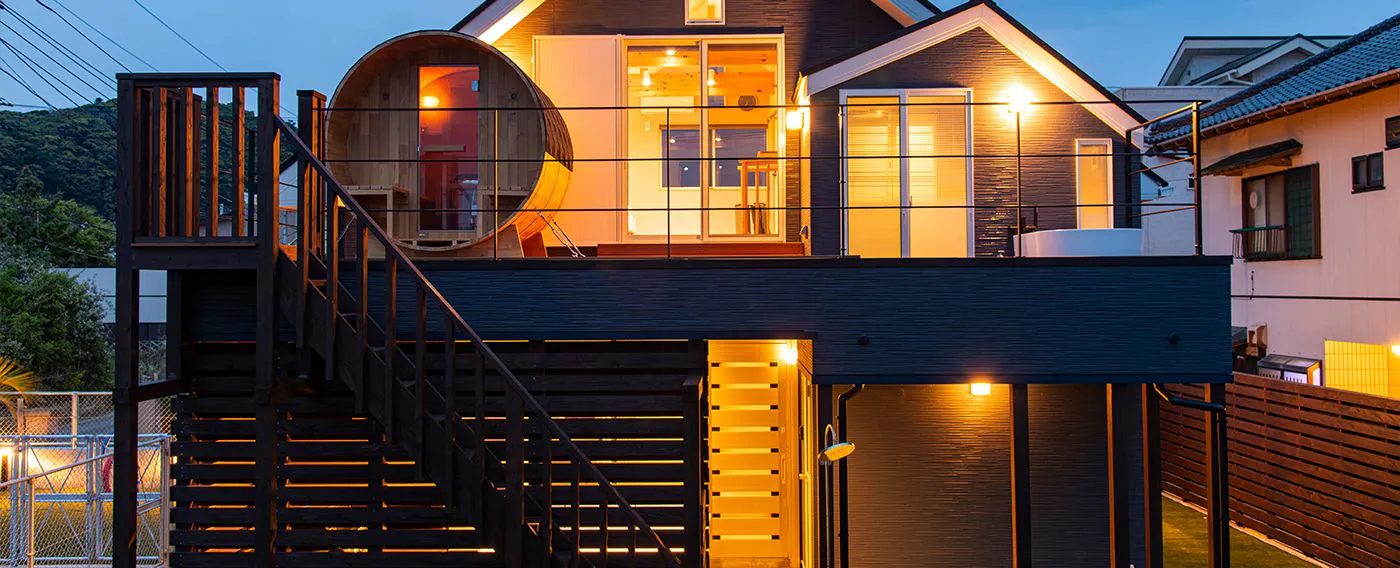 ภายนอกอาคาร (กลางคืน)