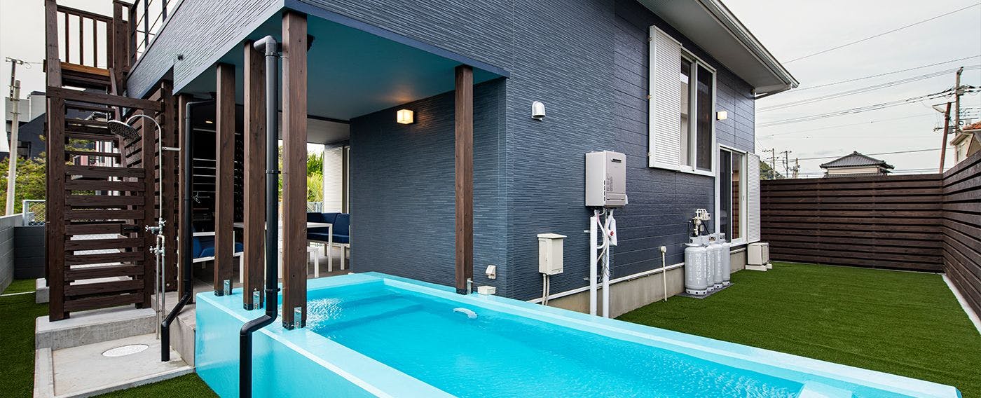 สระว่ายน้ำ