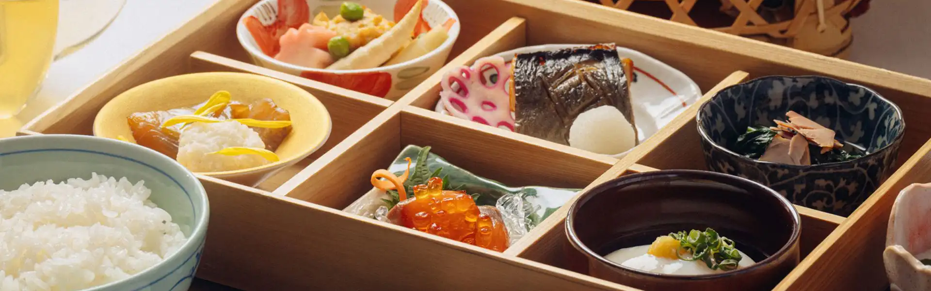 朝食