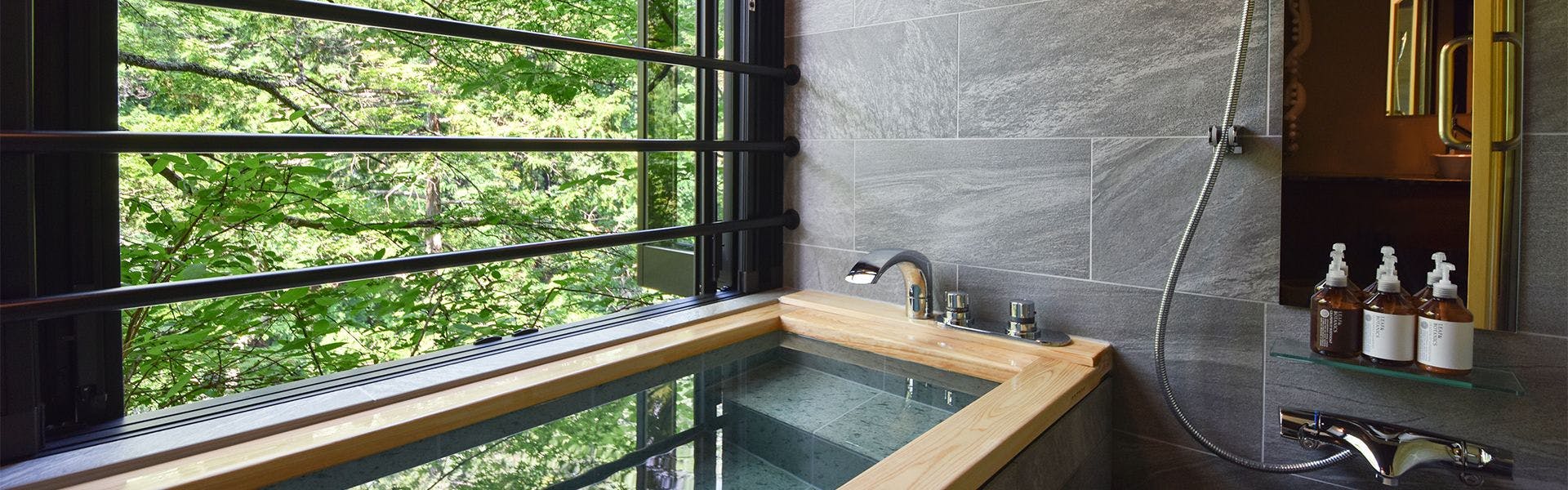 天龍峡温泉 渓谷に佇む隠れ宿 峡泉