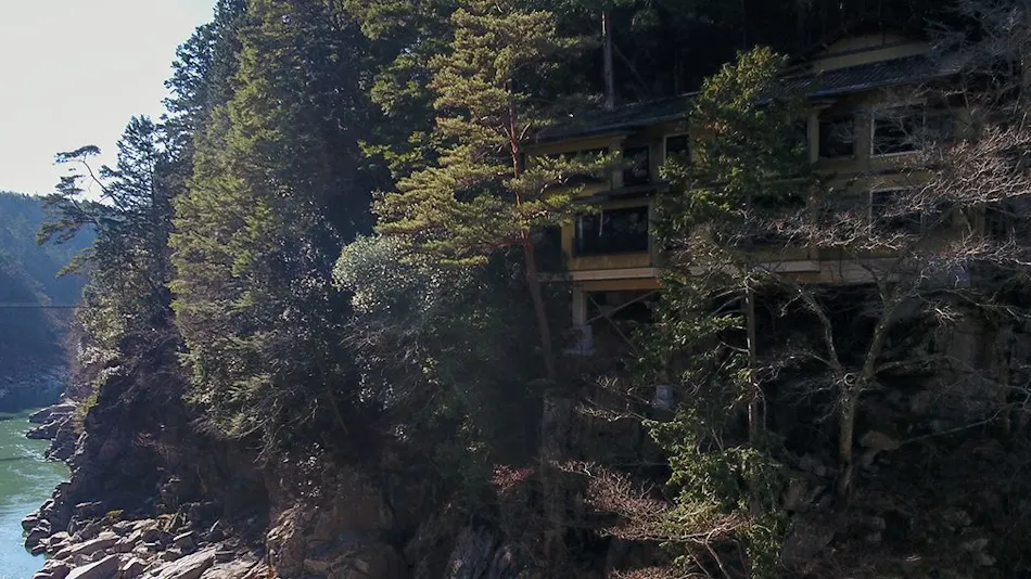 Tenryukyo Onsen Hidden Inn in the Valley Kyosen