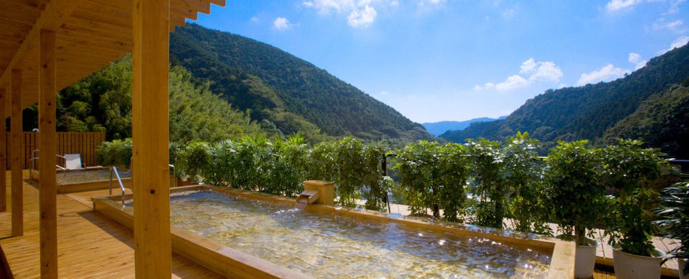 å±æé²å¤©é¢¨åãå¤§ç©ºã