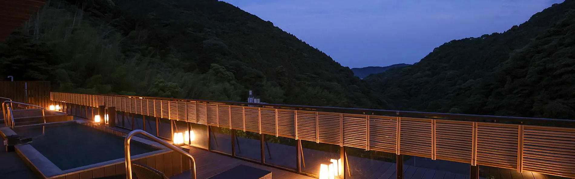 山翠楼 SANSUIROU
