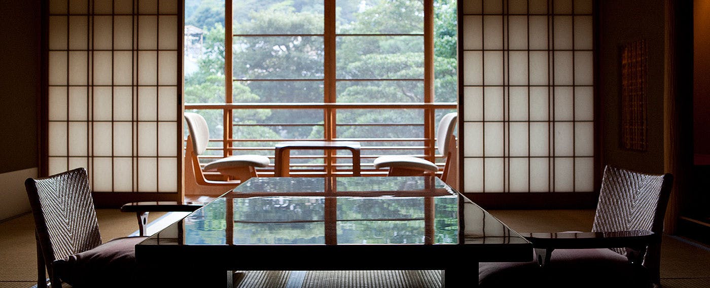 西村屋本館