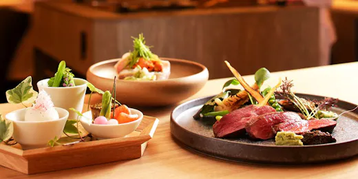 西村屋本館