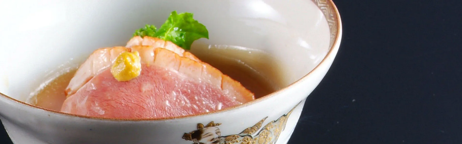 西村屋本館