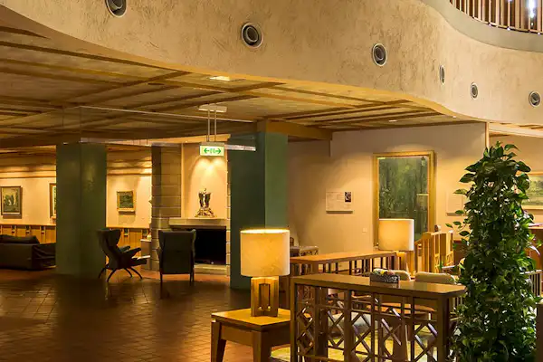 ภายในอาคาร