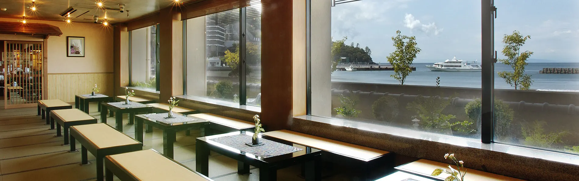 たたみの宿 湯の花亭