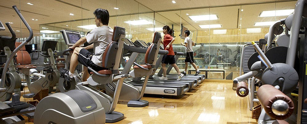 トレーニングマシーン