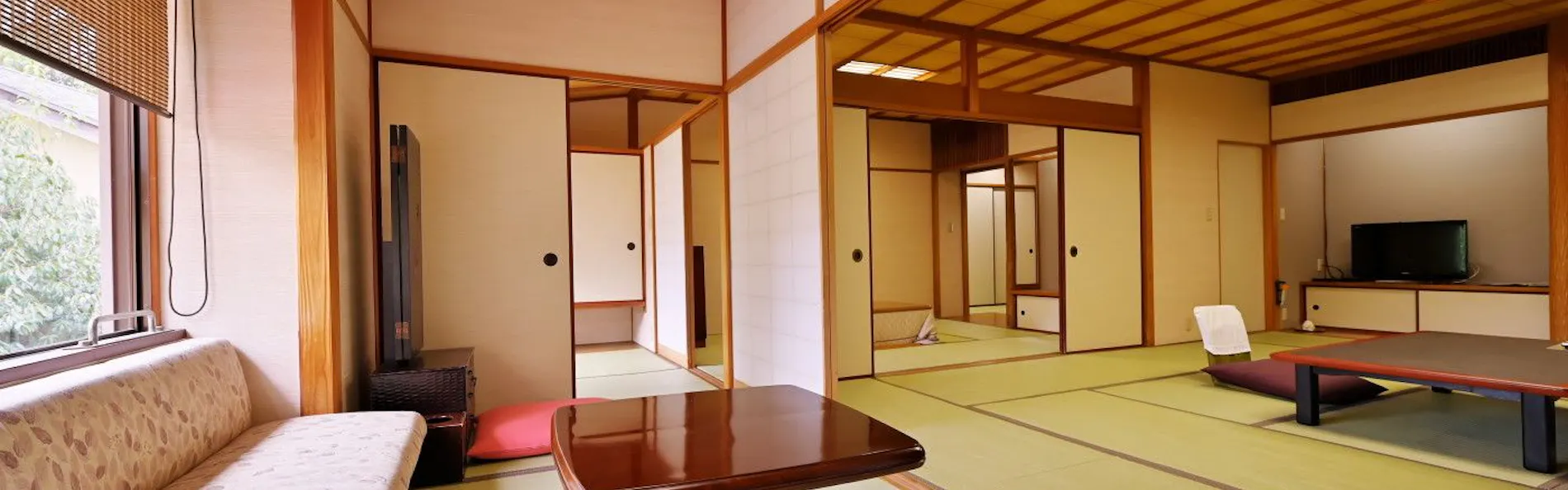 三平荘