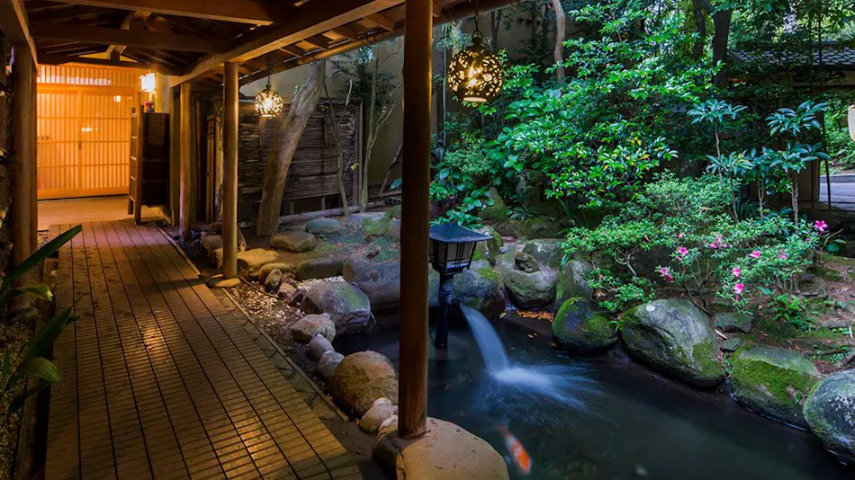 Toshian Komeya (Kyoritsu Resort)