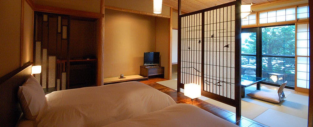 Toshian Komeya (Kyoritsu Resort)