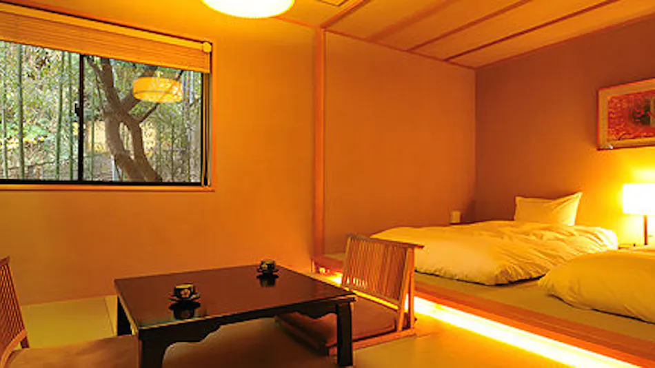 Toshian Komeya (Kyoritsu Resort)