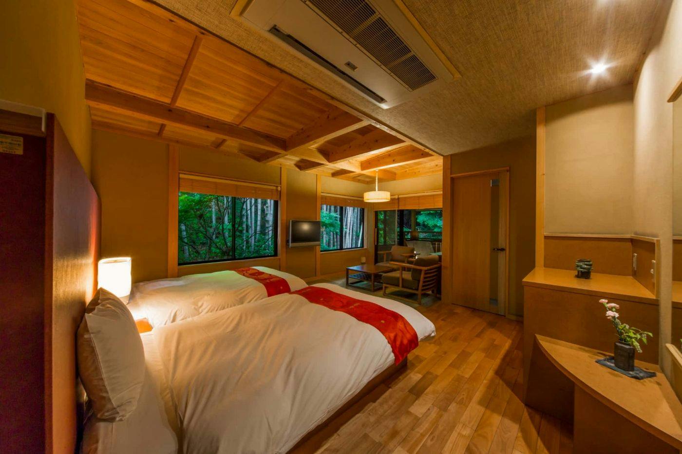 Toshian Komeya (Kyoritsu Resort)
