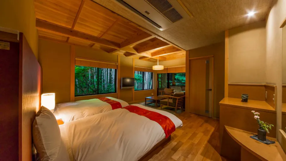 Toshian Komeya (Kyoritsu Resort)