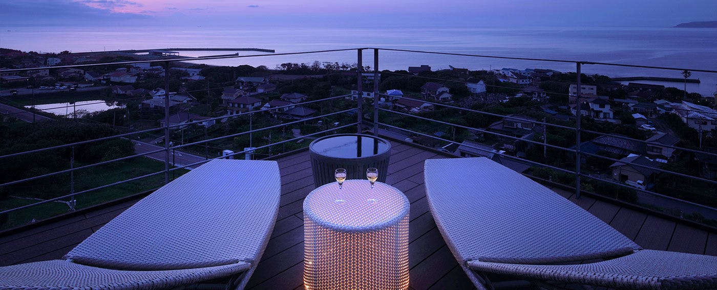 ラウンジテラス