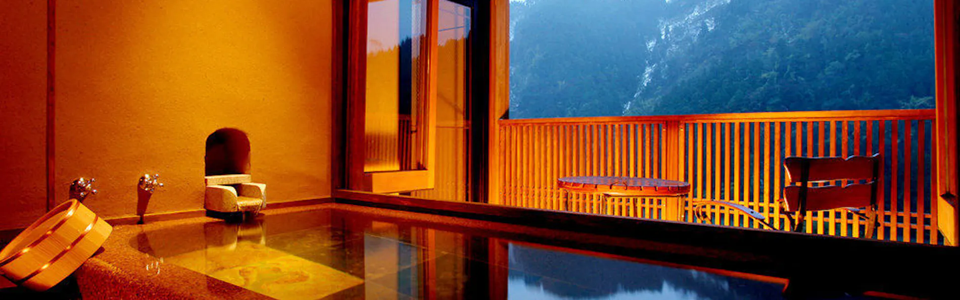 鳥越の宿 三楽園