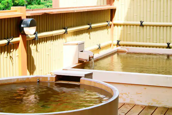 น้ำพุร้อน