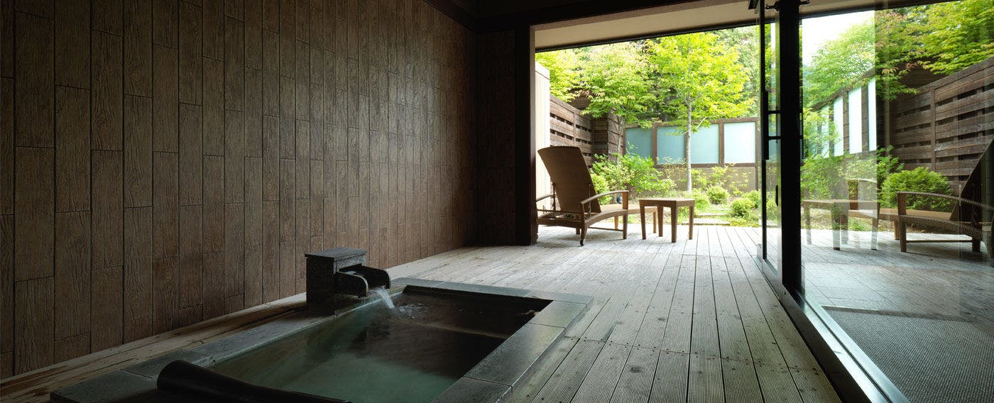 しこつ湖鶴雅リゾートスパ　水の謌