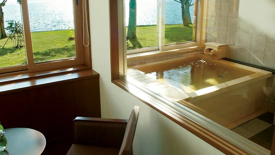 Hokkaido Lakeside Hotel Suimeikaku Private hot spring inn