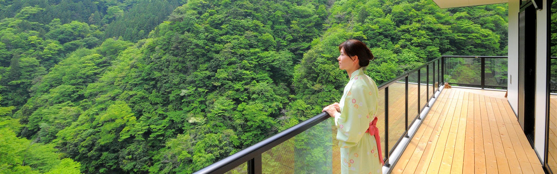 渓谷の隠れ宿　祖谷美人