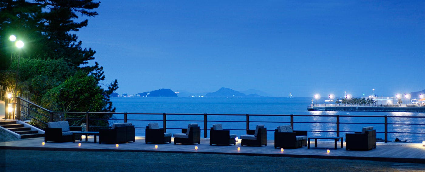 庭園「潮香のてらす」