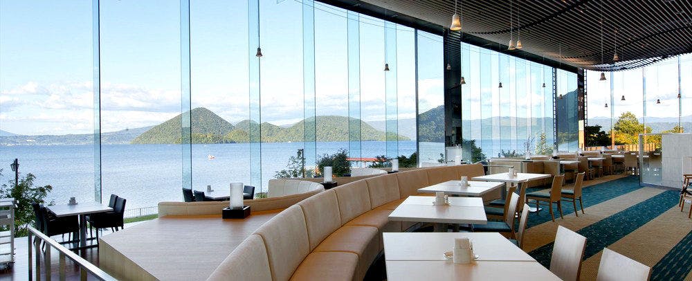 レイクビュービッフェレストラン　波の音