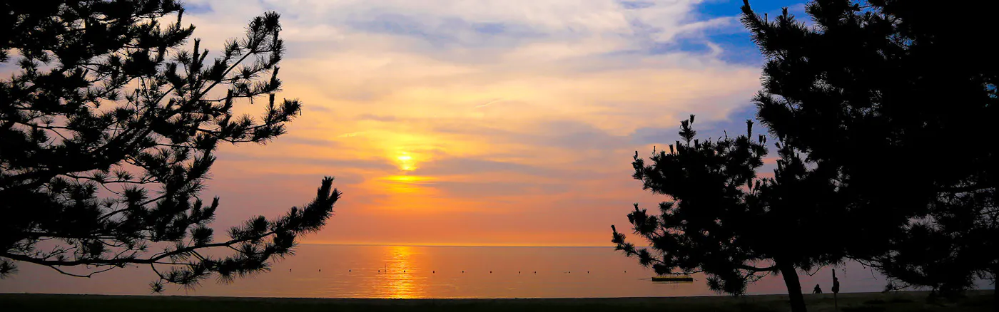 あわじ浜離宮:海に沈む夕日