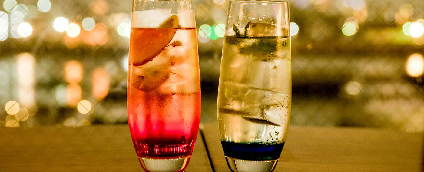 ナイトラウンジ