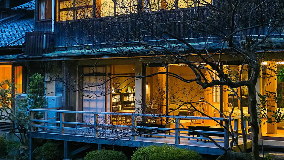 Kinosaki Onsen Registered Tangible Cultural Property Inn Mikuniya