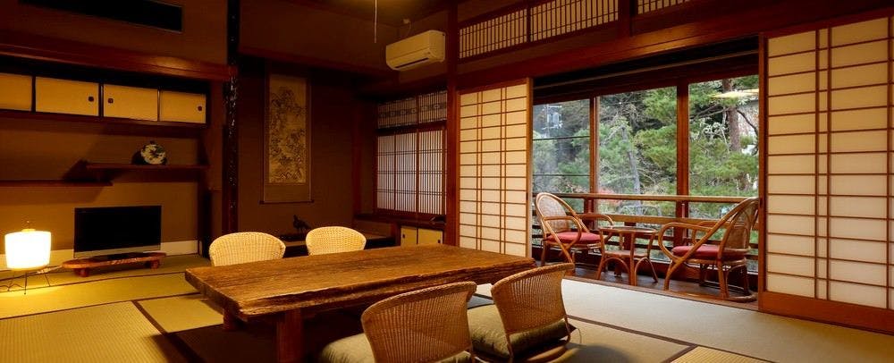 Kinosaki Onsen Registered Tangible Cultural Property Inn Mikuniya