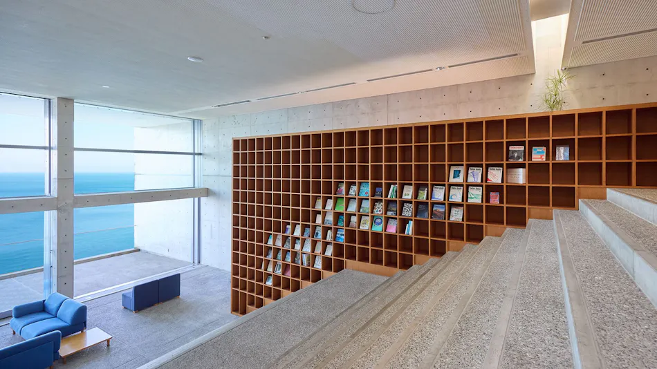 TOTO Seawind Awaji