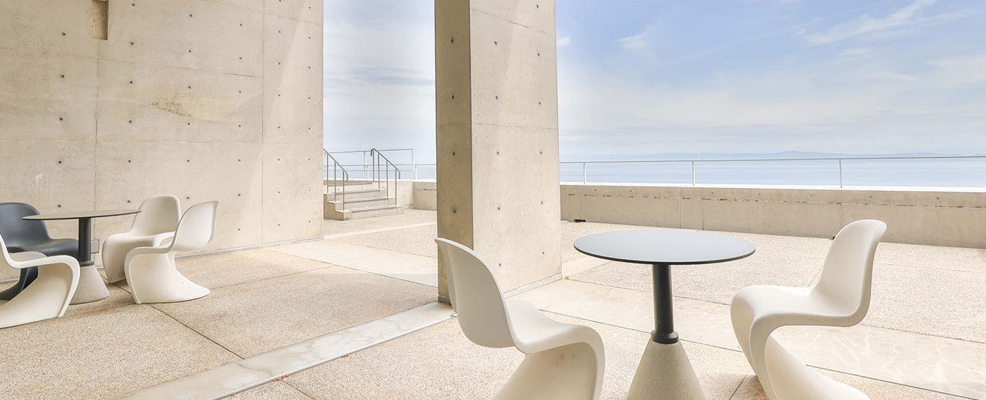 由安藤忠雄設計的度假屋。