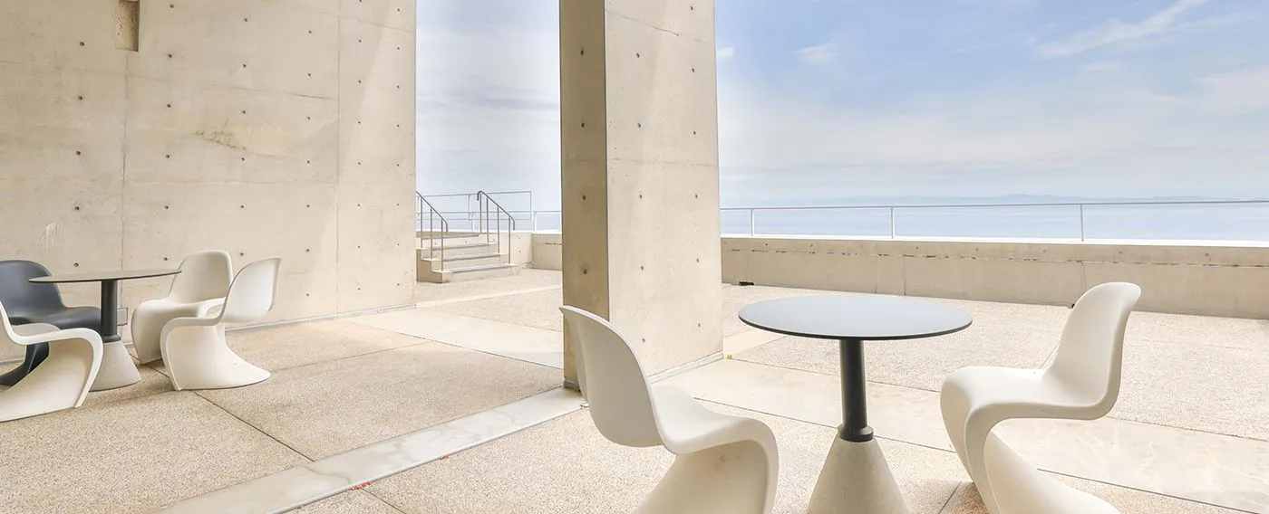 由安藤忠雄設計的度假屋。