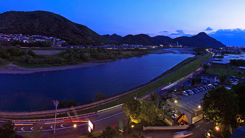 Nagaragawa Seiryu Hotel (Formerly: Hotel Nagaragawa no Sato)