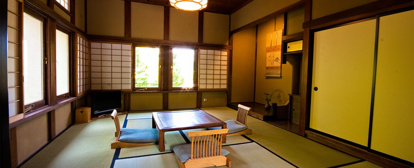 三水館