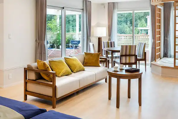 【Villa First / Second】Corner Suite