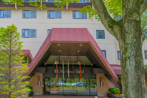 草津ナウリゾートホテルの最安値が見つかる 10日間 空室カレンダー 一休 Com