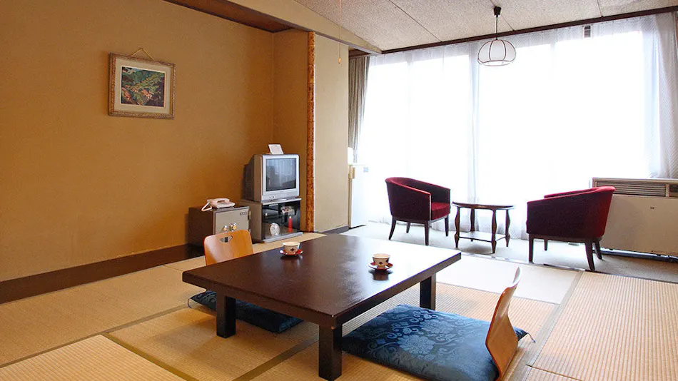 Kamimaki Onsen Tatsumikan