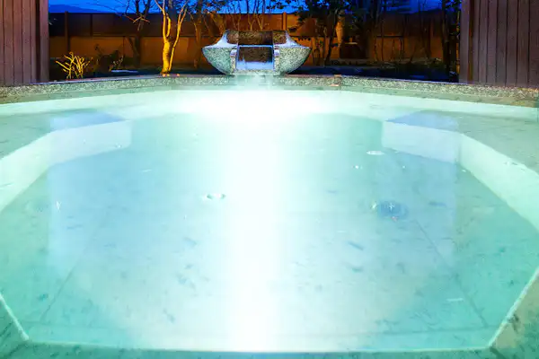 น้ำพุร้อน